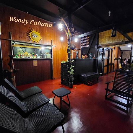 Woody Cabana Casa de hóspedes Triquinimale Exterior foto