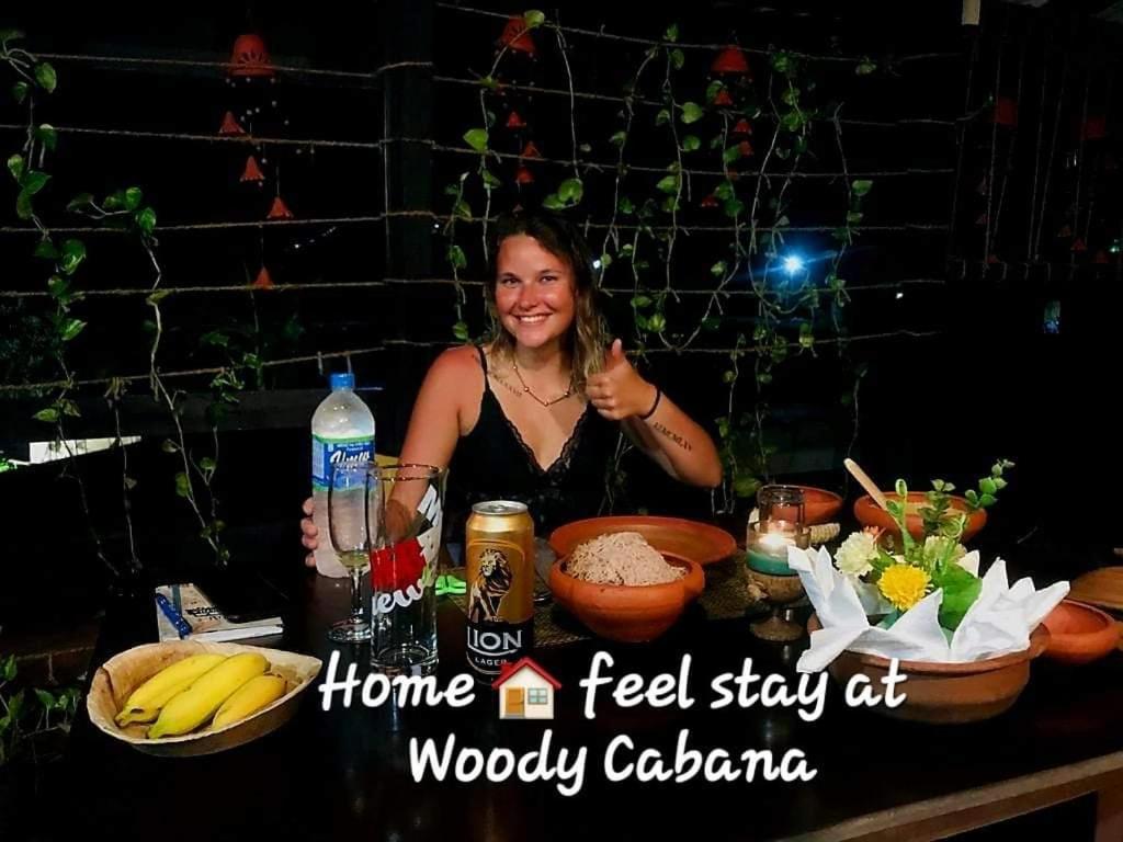 Woody Cabana Casa de hóspedes Triquinimale Exterior foto